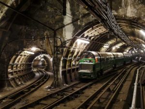a train going through a tunnel